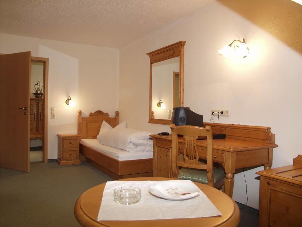 Hotel Roessle Furstenberg  Экстерьер фото