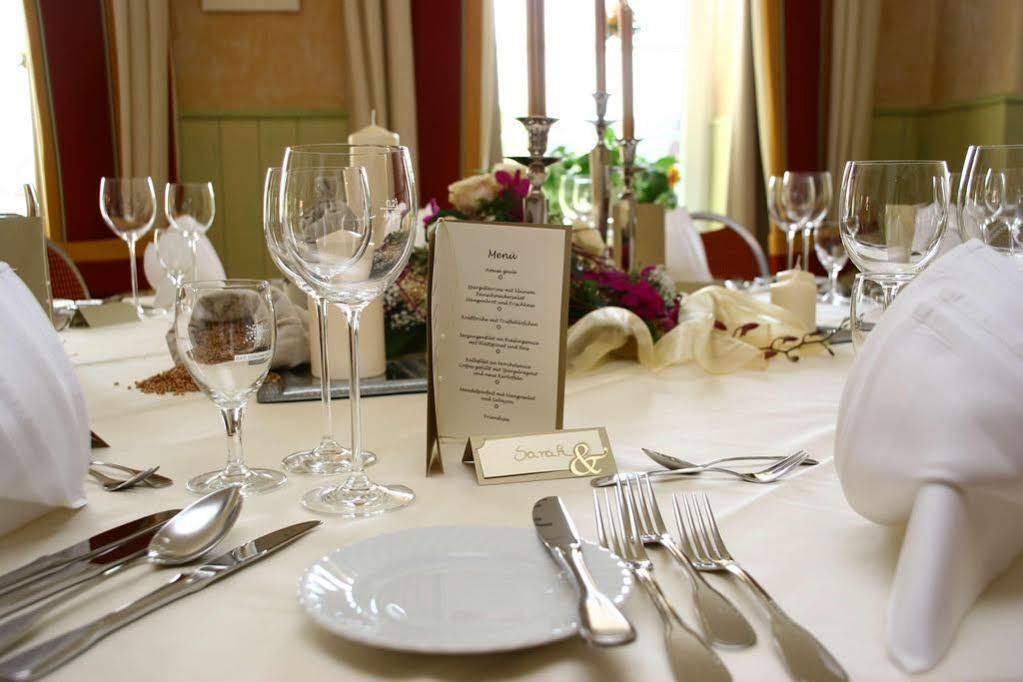 Hotel Roessle Furstenberg  Экстерьер фото